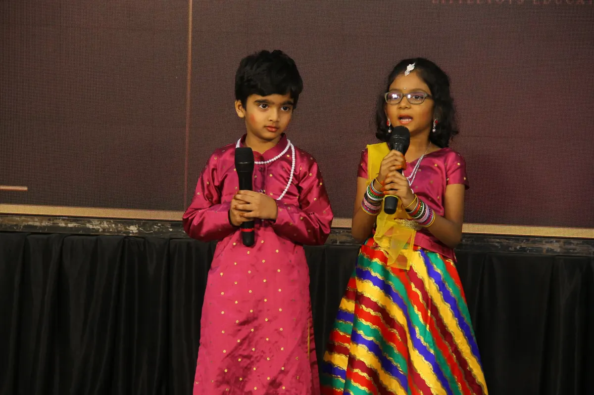 Annual Day: young compères welcome the audience